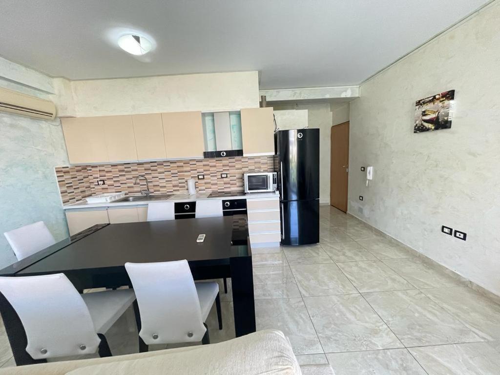1-Stunning Sea View Apartments! Sarande Ngoại thất bức ảnh