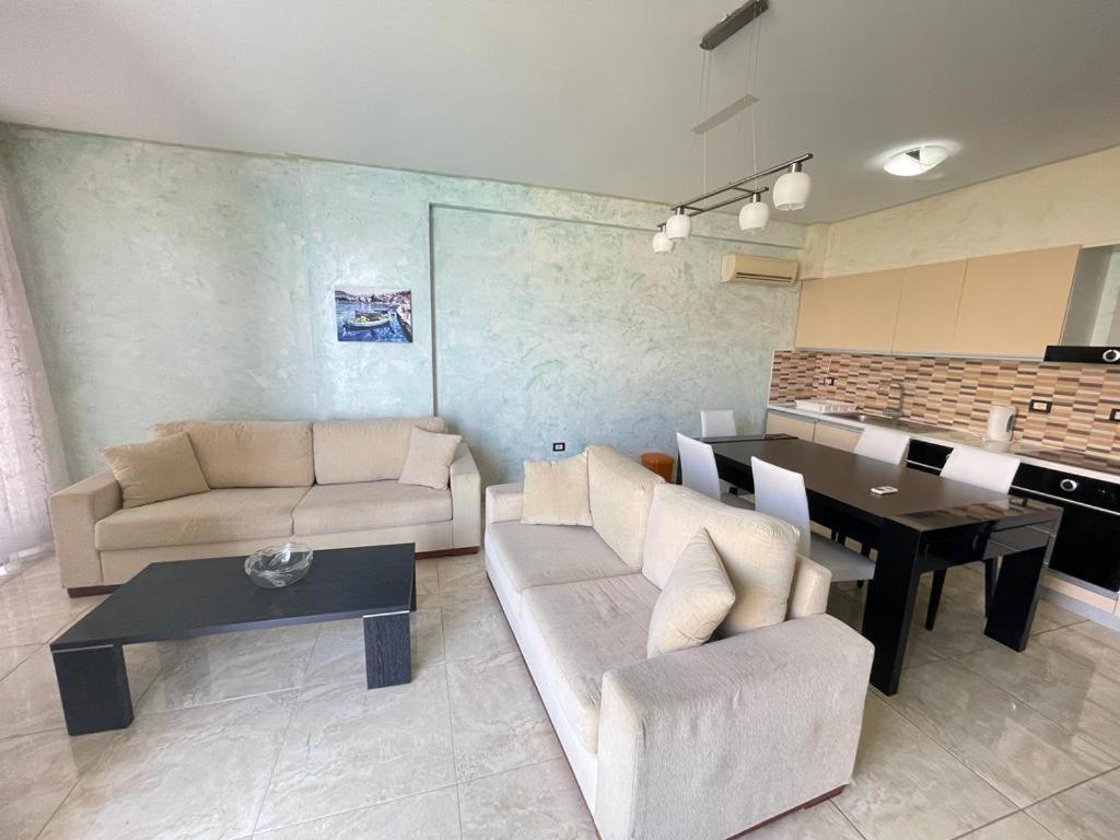 1-Stunning Sea View Apartments! Sarande Ngoại thất bức ảnh