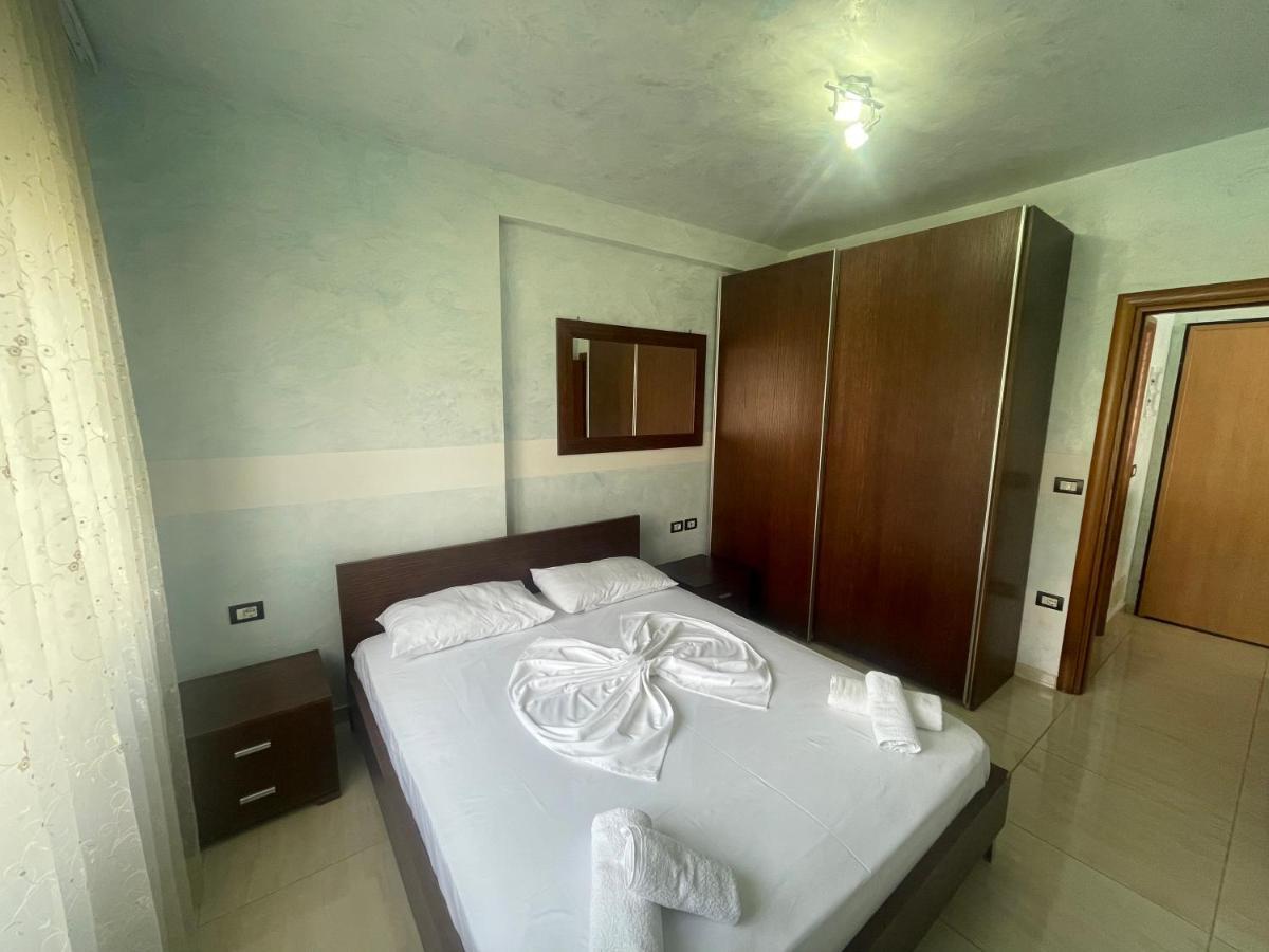 1-Stunning Sea View Apartments! Sarande Ngoại thất bức ảnh