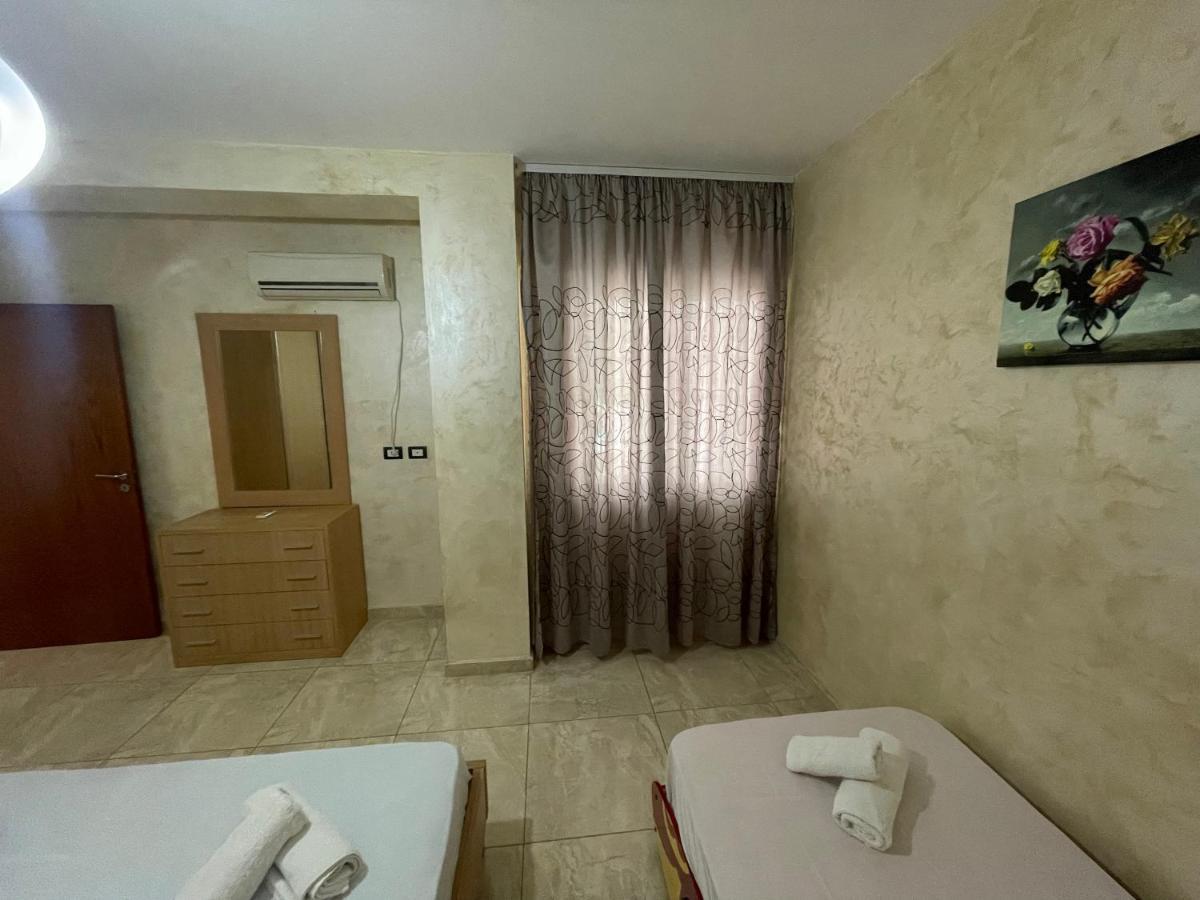1-Stunning Sea View Apartments! Sarande Ngoại thất bức ảnh