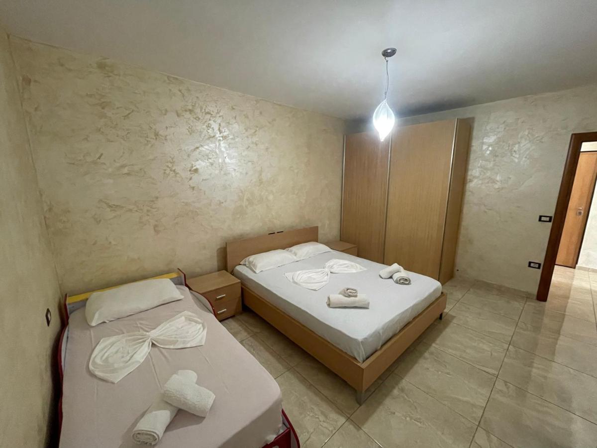 1-Stunning Sea View Apartments! Sarande Ngoại thất bức ảnh